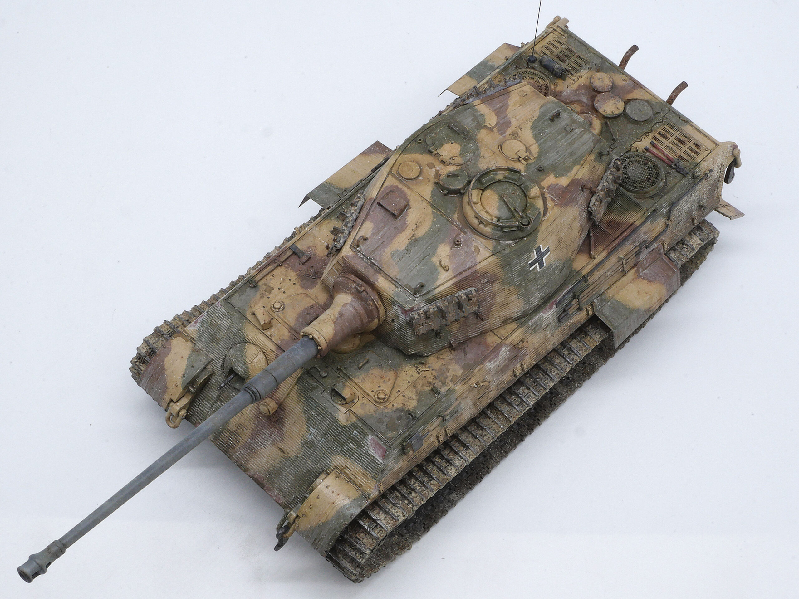 1 35 Meng King Tiger Henschel Turretモンモデル キングタイガー ヘンシェル砲塔 Rockken Model プラモデル 完成品 画像 置場